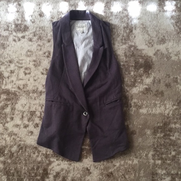 Best - Picture 1 of 1